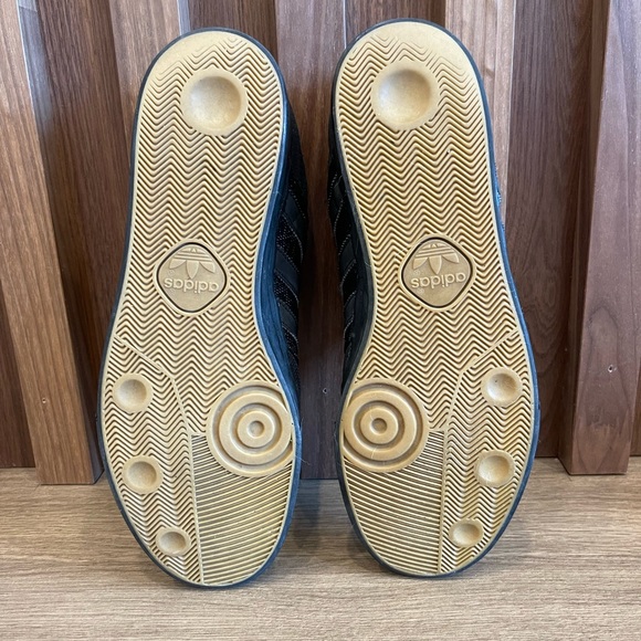 Adidas reflective shoes - Picture 7 of 12